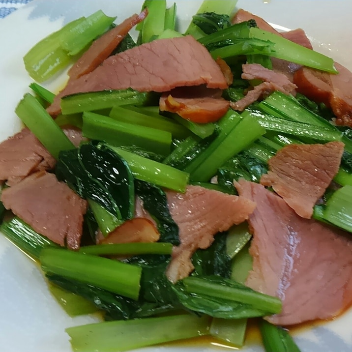 小松菜と焼き豚のオイスターソース炒め レシピ 作り方 By ミニー7015 楽天レシピ